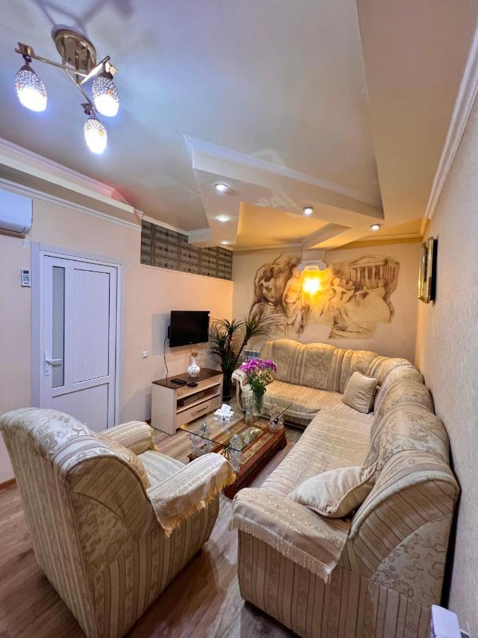 Apartment In The Centre Of Yerevan For Rent 外观 照片